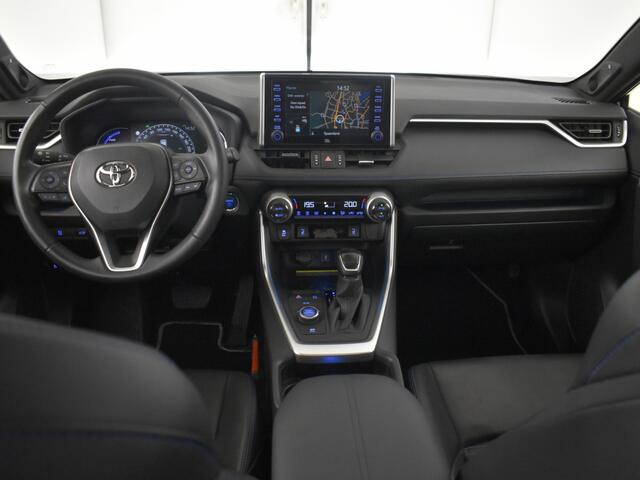 Toyota RAV4 2.5 Hybrid AWD Bi-Tone | Trekhaak | Elektr. a. klep | Blindspot