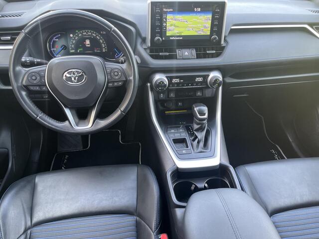 Toyota RAV4 2.5 Hybrid Bi-Tone | Trekhaak | Navigatie | Carplay | Stoelverwarming | Parkeersensoren |