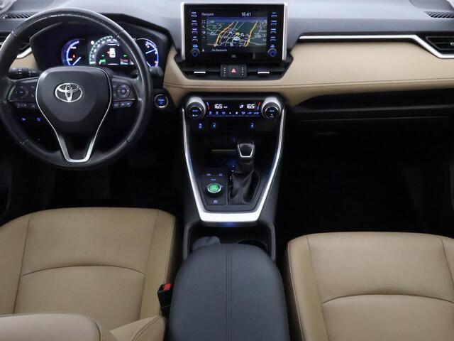 Toyota RAV4 2.5 Hybrid AWD Executive | 1650 KG trekgewicht | JBL Audio | Memory seats | 360° Camera | Stoelverwarming