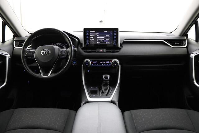 Toyota RAV4 2.5 Hybrid First Edition | 360 graden camera | Electrische achterklep | Navigatie | Parkeersensoren |