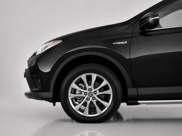 Toyota RAV4 2.5 Hybrid AWD Style
