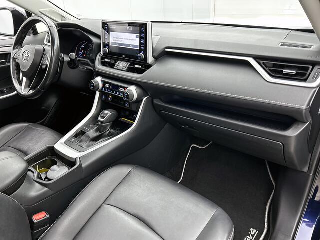 Toyota RAV4 2.5 Hybrid Executive | Panorama schuif/kantel dak | JBL | Elektrisch verstelbare bestuurdersstoel met geheugen | Trekhaak | Lederen bekleding | 360 Camera + camera functie binnenspiegel | Navigatie |
