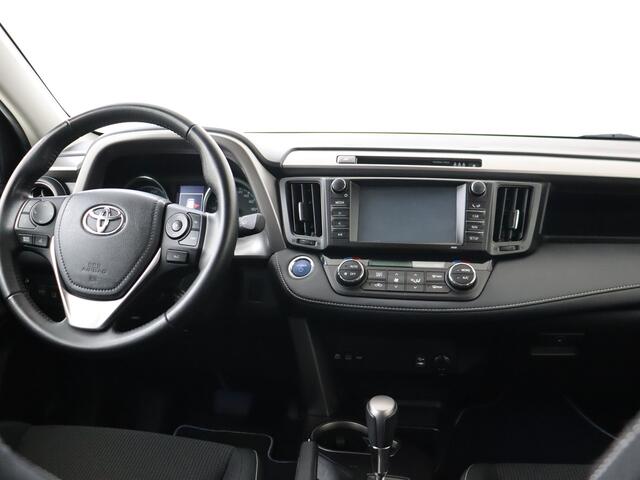 Toyota RAV4 2.5 Hybrid Dynamic | Dealer Onderhouden | 1e Eigenaar | Navigatie | Trekhaak | Cruise Control Adaptive | Climate Control | Achteruitrijcamera | Parkeersensoren voor+achter |