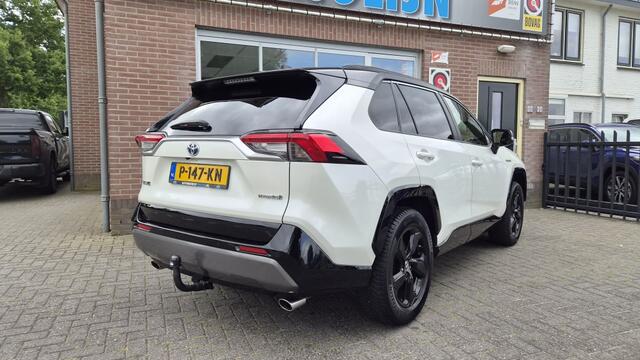 Toyota RAV4 2.5 Hybrid Bi-Tone, Trekhaak, Bearlock, Stuurwiel verw,