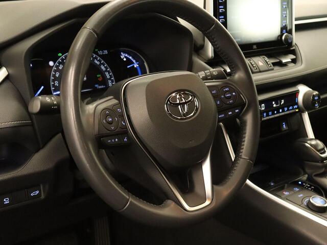 Toyota RAV4 2.5 Hybrid AWD Black Edition - ORIGINEEL NEDERLANDSE AUTO - AFKOMSTIG VAN 1E EIGENAAR - AWD - ALARM KLASSE 3 - ELEKTRISCHE ACHTERKLEP - CAMERA IN BINNENSPIEGEL - DODEHOEK DETECTIE - DRAADLOZE TELEFOONLADER - APPLE CARPLAY/ ANDROID AUTO - PARKEERSENSOREN V