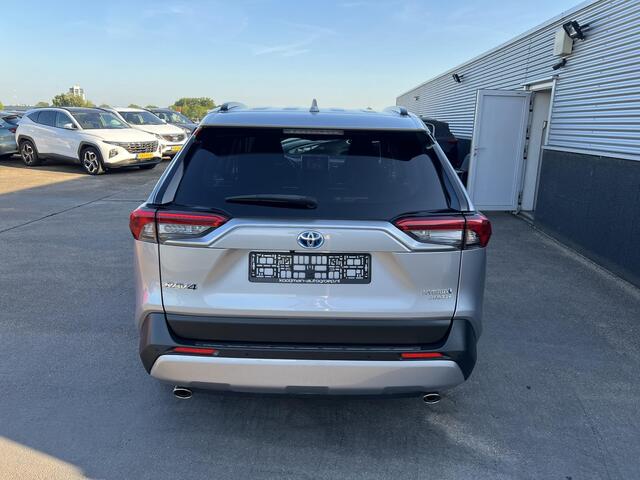 Toyota RAV4 2.5 Hybrid AWD Business Apple Carplay en/of Android auto navigatie, Parkeersensoren voor + achter, Achteruitrijcamera, LMV, Adaptieve cruise control,