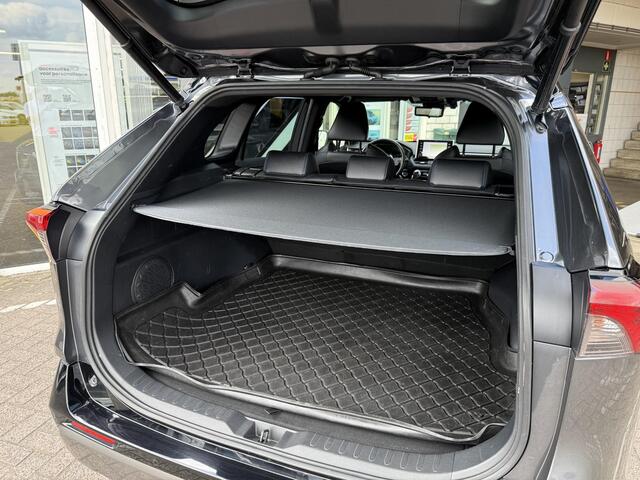 Toyota RAV4 2.5 Hybrid AWD Bi-Tone | Trekhaak | 360 graden camera | Stoelverwarming | Cruise adaptief | Draadloze tel lader |