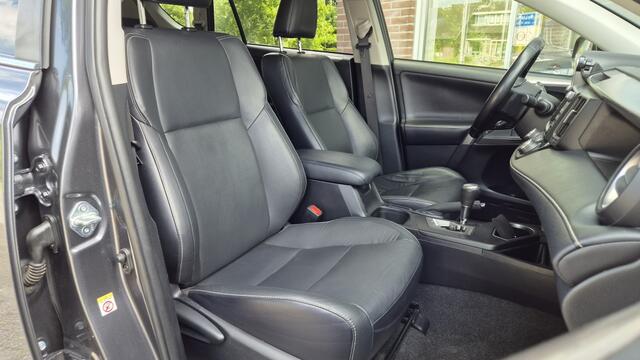 Toyota RAV4 2.5 Hybrid Executive AWD, BSM, JBL, Trekhaak, NL Auto!