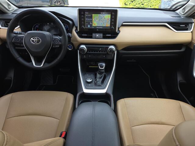 Toyota RAV4 2.5 Hybrid AWD Executive | Trekhaak | Apple CarPlay | Schuifdak | Rijklaar incl. garantie |