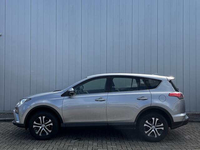 Toyota RAV4 2.0 VVT-i AWD Comfort 2000 kg Trekgewicht Airco Cruise Trekhaak NL auto dealer onderhouden