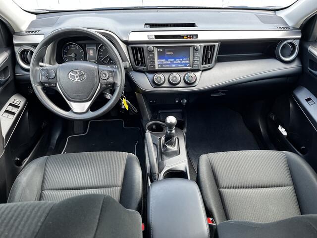 Toyota RAV4 2.0 VVT-i AWD Comfort 2000 kg Trekgewicht Airco Cruise Trekhaak NL auto dealer onderhouden