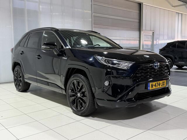 Toyota RAV4 2.5 Hybrid Black Edition NL-Auto | Pano | Trekhaak | Dealer onderhouden | JBL | BSM | Digitale binnenspiegel | 360° Camera