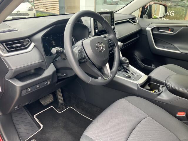 Toyota RAV4 2.5 Hybrid AWD Dynamic | Trekhaak (1650kg) | Apple Car-Play | 360 Camera