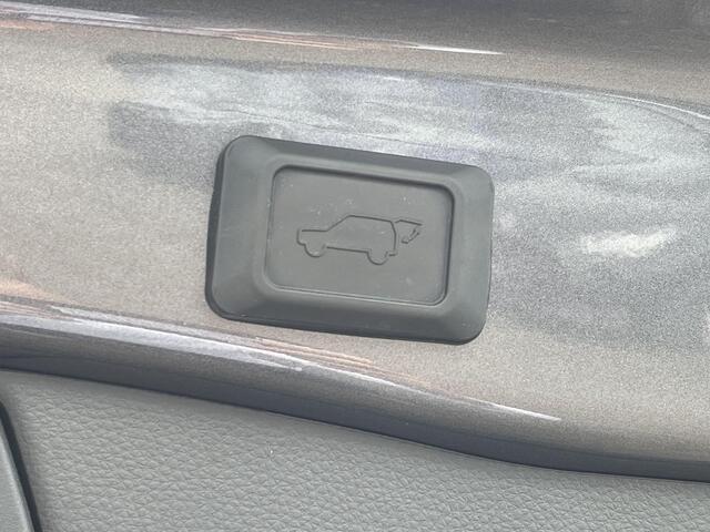 Toyota RAV4 2.5 Hybrid Dynamic **TREKHAAK/ DODEHOEK DETECTIE/ KEYLESS**