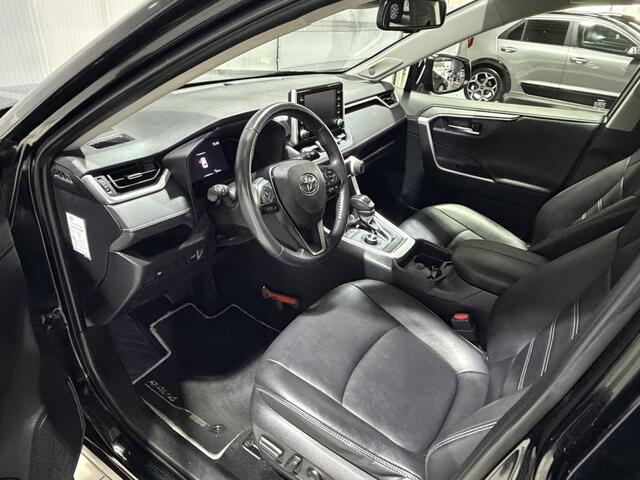 Toyota RAV4 2.5 Hybrid AWD Style | Lederen bekleding | Trekhaak | Dealer onderhouden |