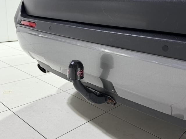 Toyota RAV4 2.5 Hybrid AWD Style | Lederen bekleding | Trekhaak | Dealer onderhouden |