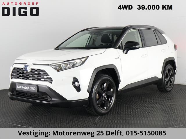 Toyota RAV4 2.5 HYBRID 4WD DYNAMIC PACK GARANTIE TOT 05-2031! SLECHTS 39.000 KM! 1650 KG TREKGEWICHT. STUUR & STOELVERWARMING . NAVIGATIE .PDC V & A .