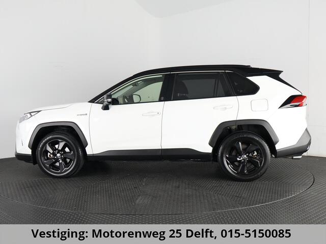 Toyota RAV4 2.5 HYBRID 4WD DYNAMIC PACK GARANTIE TOT 05-2031! SLECHTS 39.000 KM! 1650 KG TREKGEWICHT. STUUR & STOELVERWARMING . NAVIGATIE .PDC V & A .