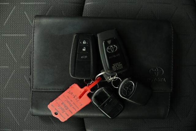 Toyota RAV4 2.5 Hybrid Dynamic | Adaptive Cruise Control | Apple Carplay | Android Auto | Parkeersensoren | Stoelverwarming | Achteruitrijcamera | Trekhaak |