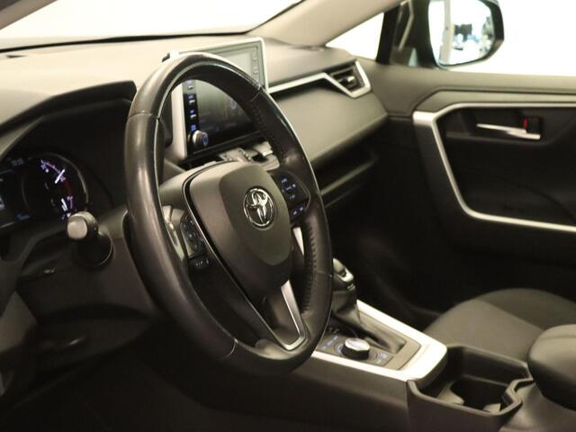 Toyota RAV4 2.0 VVT-iE Dynamic - AWD - VOORSTOELEN VERWARMD - KEYLESS START - ACHTERUITRIJCAMERA - PARKEERSENSOREN VOOR EN ACHTER - AFNEEMBARE TREKHAAK - STUURVERWARMING - CLIMATE CONTROL - CRUISE CONTROL ADAPTIEF