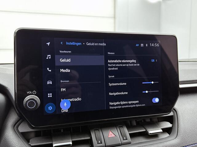 Toyota RAV4 2.5 Hybrid Style | BTW voertuig | Stoelverwarming | Parkeersensoren voor+achter | Elektrische achterklep | Draadloze telefoonlader | Navigatie | Apple CarPlay/Amdroid auto |