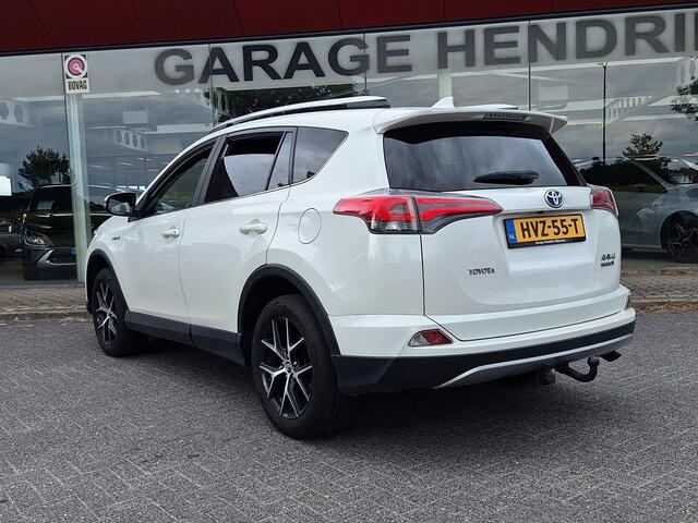 Toyota RAV4 2.5 Hybrid AWD Style | Trekhaak 1650kg!| Leder-Stof | CarPlay / Android Auto | Camera | LED |