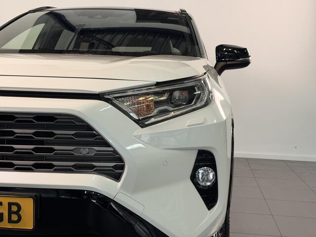 Toyota RAV4 2.5 Hybrid Bi-Tone | Schuif - / kanteldak | Trekhaak | Dealeronderhouden |
