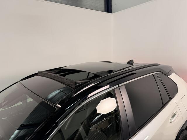 Toyota RAV4 2.5 Hybrid Bi-Tone | Schuif - / kanteldak | Trekhaak | Dealeronderhouden |