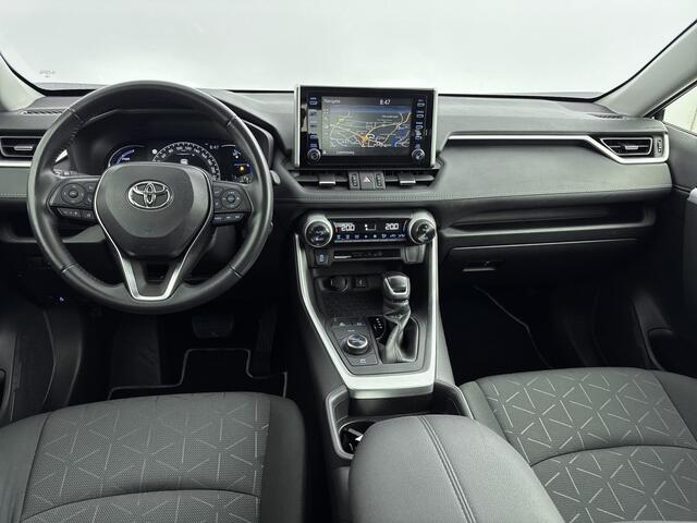 Toyota RAV4 2.5 Hybrid AWD Active Business | Trekhaak | Parkeercamera | Apple Carplay-Android Auto | ***