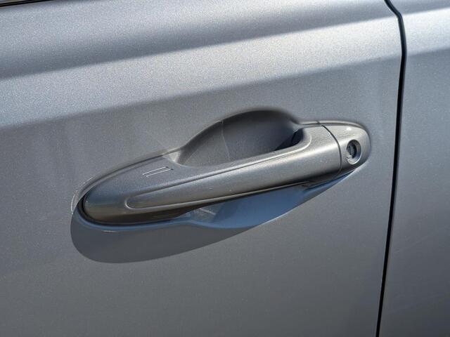 Toyota RAV4 2.5 Hybrid Dynamic | Afn. Trekhaak | All-Season | Keyless | Elek. Kofferklep | Camera | Navi