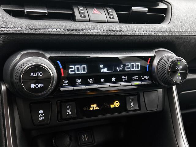 Toyota RAV4 2.5 Plug-in Hybrid AWD GR SPORT | Navigatie | BLS | PDC | Stuur-Stoelverwarming |