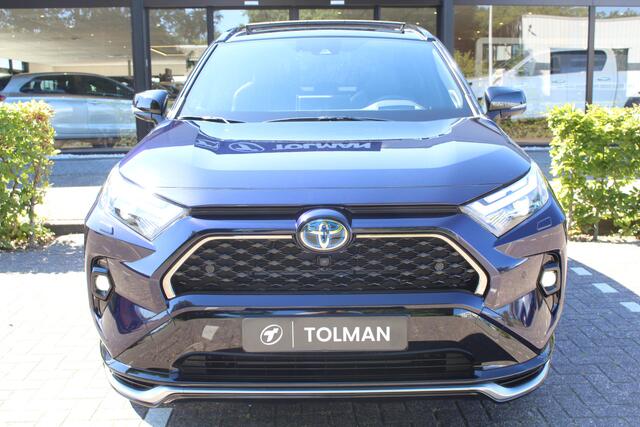 Toyota RAV4 2.5 Plug-in Hybrid AWD Bi-Tone Plus | Rijklaar | Panodak | Trekhaak | Navi | JBL | HUD | Leder | Stoel- koeling/verwarming | 360 Camera | Memory