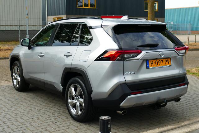 Toyota RAV4 2.0 VVT-iE Dynamic. 360 Camera, Adap Cruise, Clima, 18"LMV, Haak 1500kg