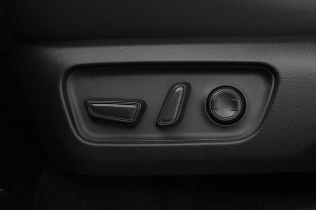 Toyota RAV4 2.5 Hybrid AWD 200 GR Sport HEV | DIRECT LEVERBAAR | MEERDERE KLEUREN LEVERBAAR | GEEN PLUG IN! | SL 146