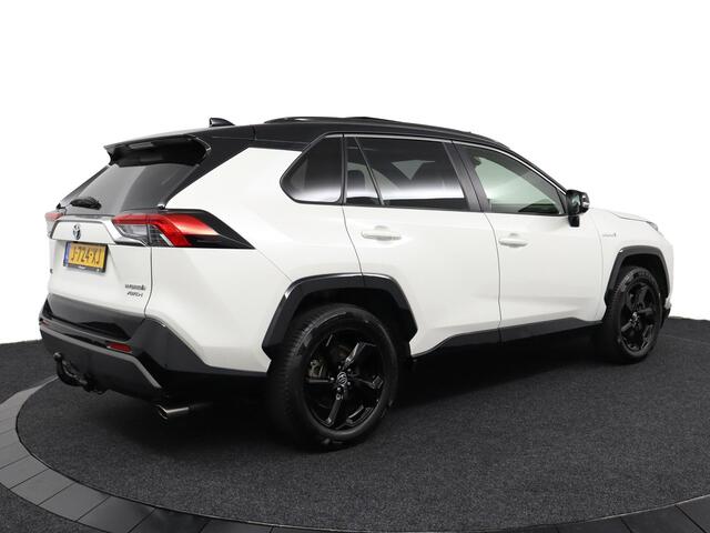 Toyota RAV4 2.5 Hybrid AWD Bi-Tone | Innovation-pakket |