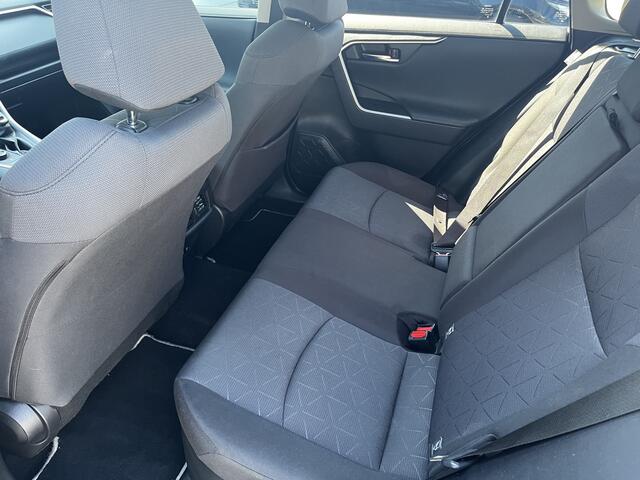 Toyota RAV4 2.5 Hybrid AWD Dynamic Apple Carplay Android auto Trekhaak 1650kg trekgewicht