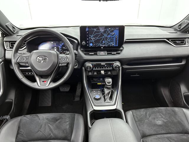 Toyota RAV4 2.5 Plug-in Hybrid AWD GR SPORT + GR SPORT PLUS PACK | Panoramadak | JBL | Memory Seat | Stoel + Stuurverwarming | Bear-Lock | 360 Camera + Camera binnenspiegel |