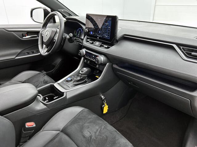 Toyota RAV4 2.5 Plug-in Hybrid AWD GR SPORT + GR SPORT PLUS PACK | Panoramadak | JBL | Memory Seat | Stoel + Stuurverwarming | Bear-Lock | 360 Camera + Camera binnenspiegel |
