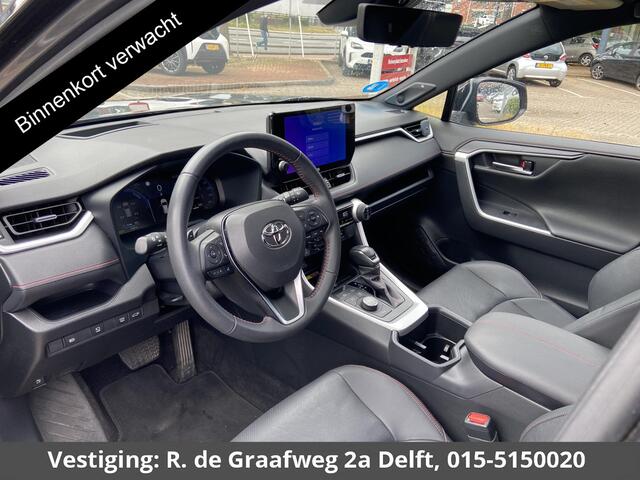 Toyota RAV4 2.5 Plug-in Hybrid AWD Bi-Tone Plus | 1500 KG trekgewicht | JBL Audio | Stoelverwarming & ventilatie | Memory Seats | Panoramadak