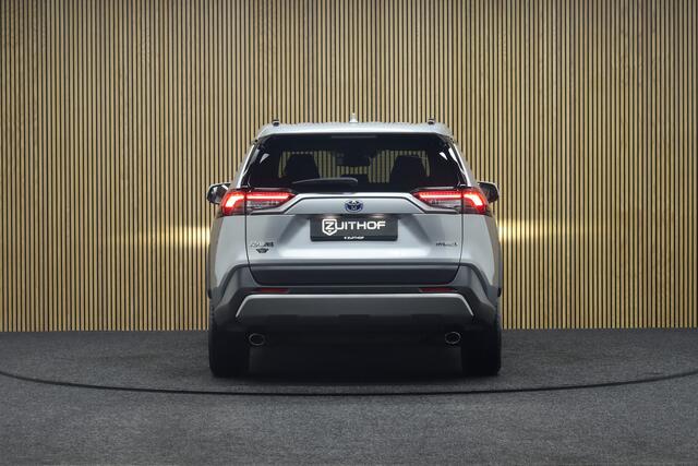 Toyota RAV4 2.5 Hybrid AWD Executive | Adaptive-cruise | Camera | Clima | Apple Carplay & Android Auto | Elek. Achterklep | Navigatie | Bearlock | Stoelverwarming | Keyless | LM Velgen