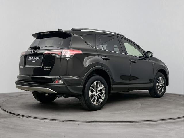 Toyota RAV4 2.5 Hybrid Style | Parkeersensoren | Stoelverwarming | Elek. Kofferklep | **