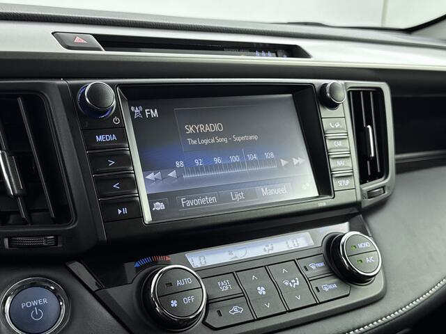 Toyota RAV4 2.5 Hybrid Style | Parkeersensoren | Stoelverwarming | Elek. Kofferklep | **