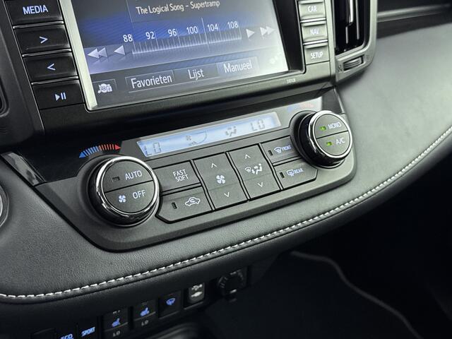 Toyota RAV4 2.5 Hybrid Style | Parkeersensoren | Stoelverwarming | Elek. Kofferklep | **