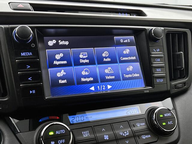 Toyota RAV4 2.5 Hybrid AWD Style | Dealer Onderhouden | 1650KG Trekgewicht | Stoelverwarming | Climate Control | Cruise Control Adaptive | Achteruitrijcamera | Parkeersensoren voor+achter | Elektrisch verstelbare stoel |