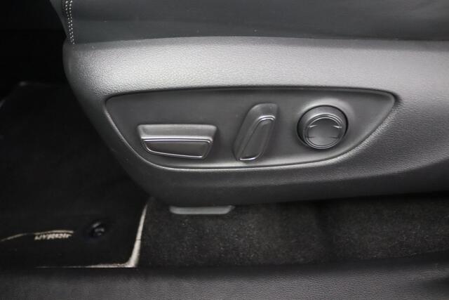 Toyota RAV4 2.5 Hybrid Style | Lederen Bekleding | Elektrisch verstelbare bestuurdersstoel | Navigatie | Parkeersensoren achter | JBL Audio |