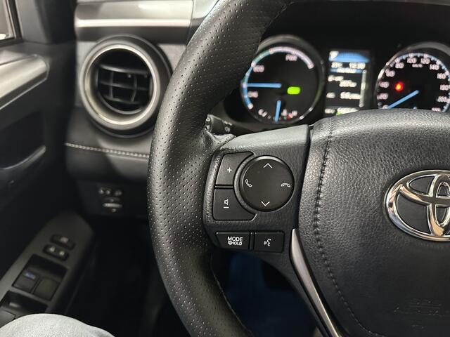 Toyota RAV4 2.5 Hybrid Dynamic Sport | Navi | Camera |