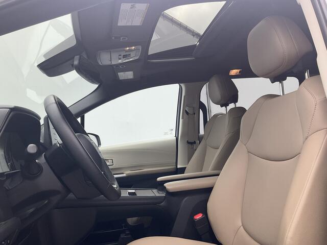 Toyota SIENNA 7-Pers 2.5 HEV 266pk XLE Full Option Open sky Leer Camera 7-zits 7 Persoons