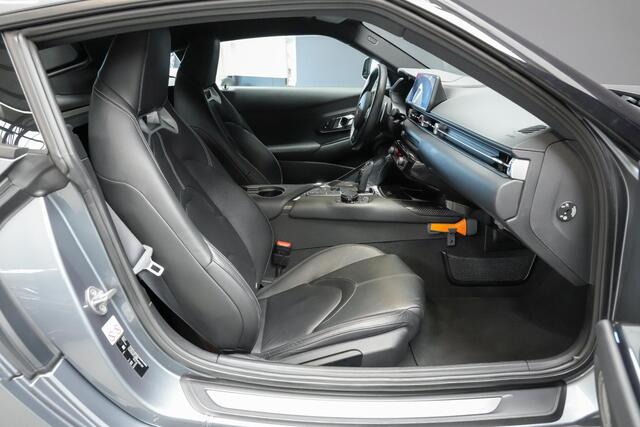 Toyota SUPRA 3.0 Legend Premium |org. NL|dealer onderhouden|sportstoelen leder|JBL|HUD|memory|Apple Carplay|parkeercamera en sensoren|cruise control|stoelverwarming|clima control|19"|