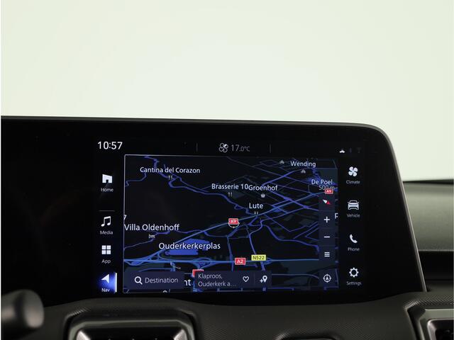 Toyota URBAN CRUISER Executive AWD 61 kWh *DEMO* | 19"LM velgen | 360 camera | Two-tone metaallak | Protection Pack |