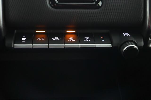 Toyota URBAN CRUISER Dynamic 61 kWh | Keyless Entry | Stuurwielverwarming | Navigatie | Apple Carplay | Android Auto